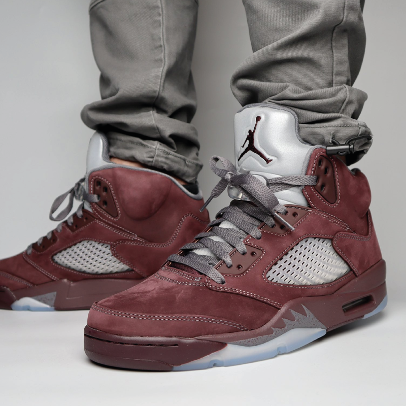 NIKE AIR JORDAN 5 RETRO SE BURGUNDY