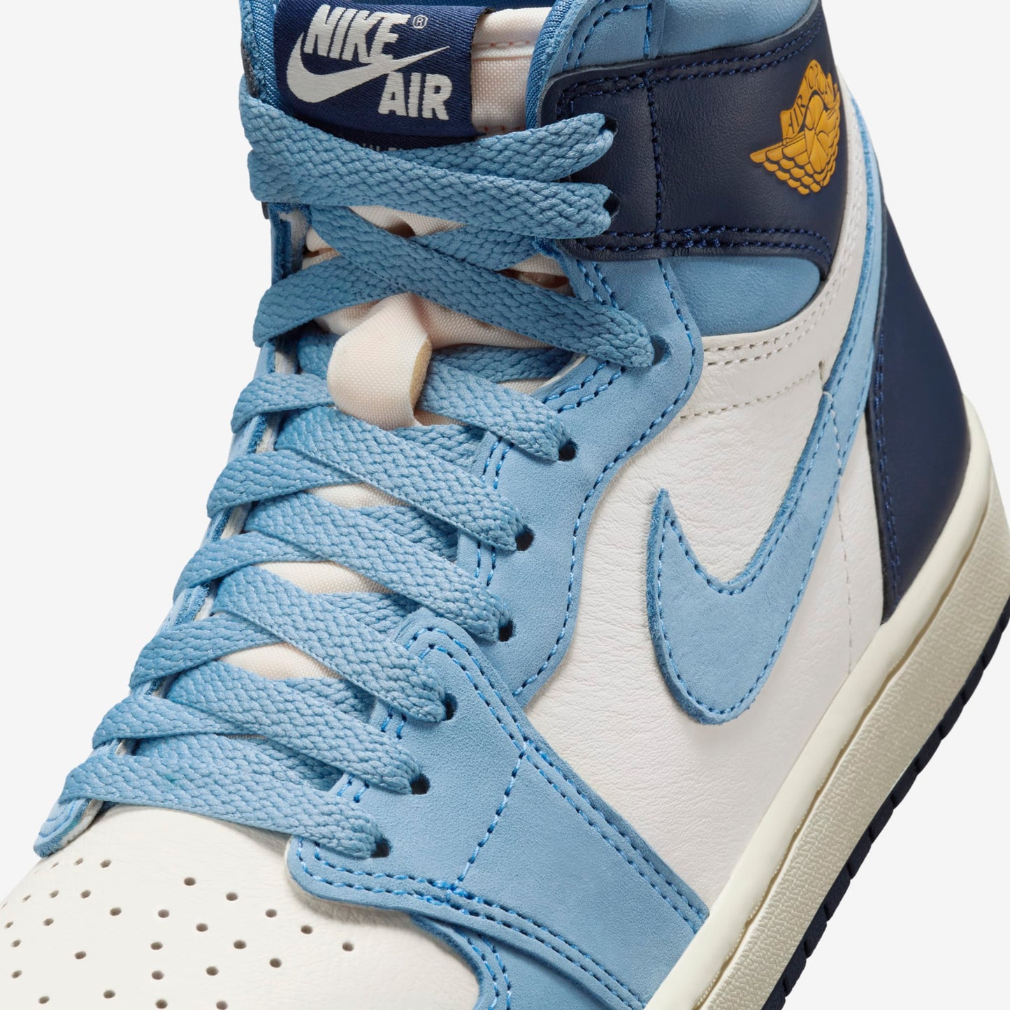 Air Jordan 1 Retro High OG Air First in Flight