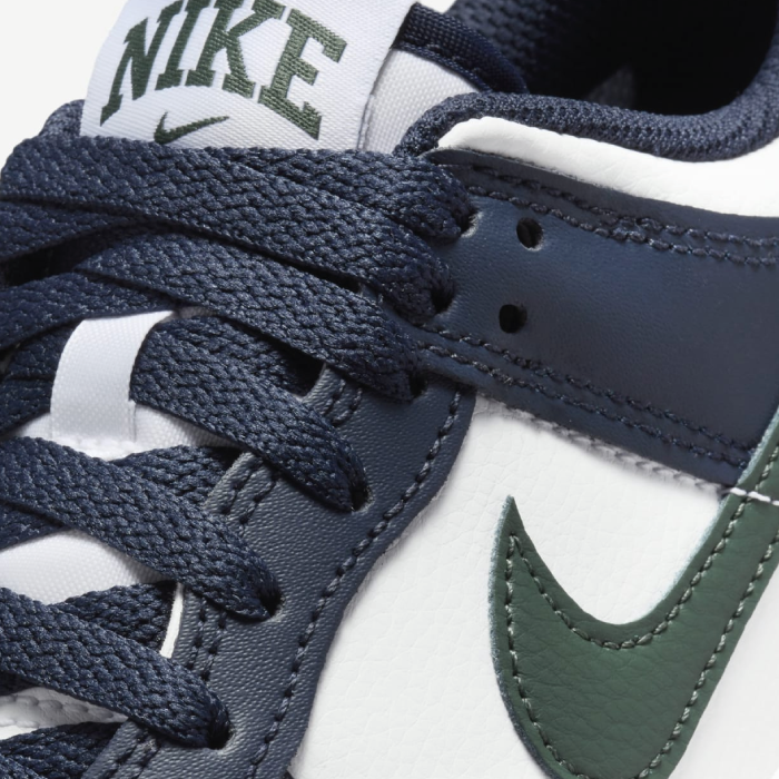 Nike Dunk Low Obsidian Vintage Green