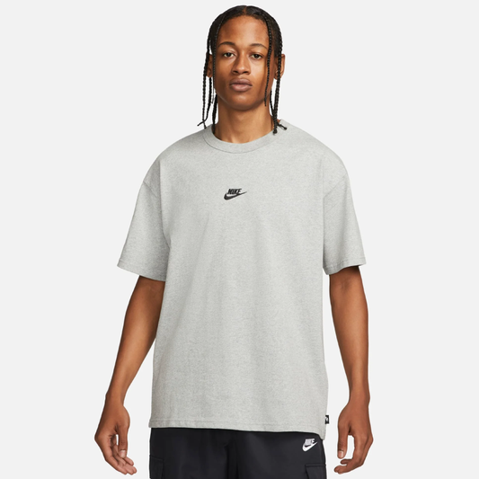 Nike Sportswear Premium Essentials