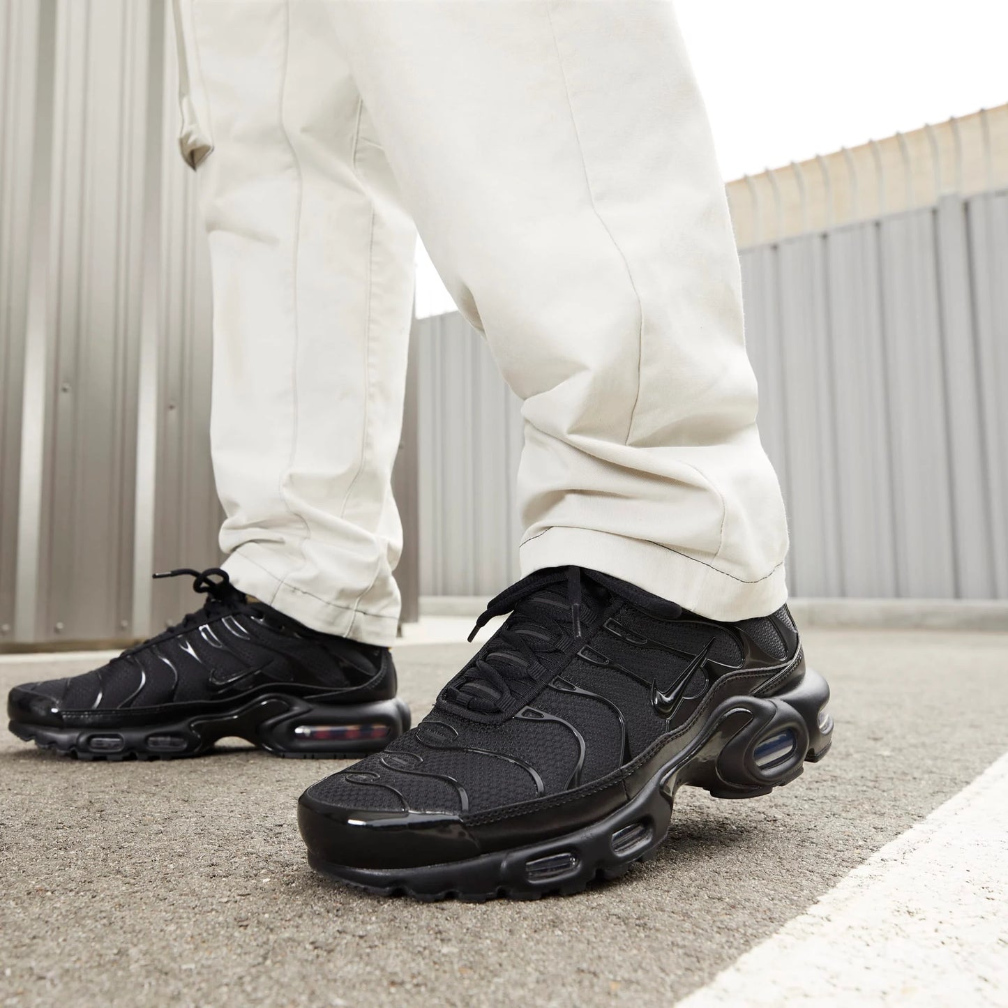 Nike Air Max Plus Triple Black