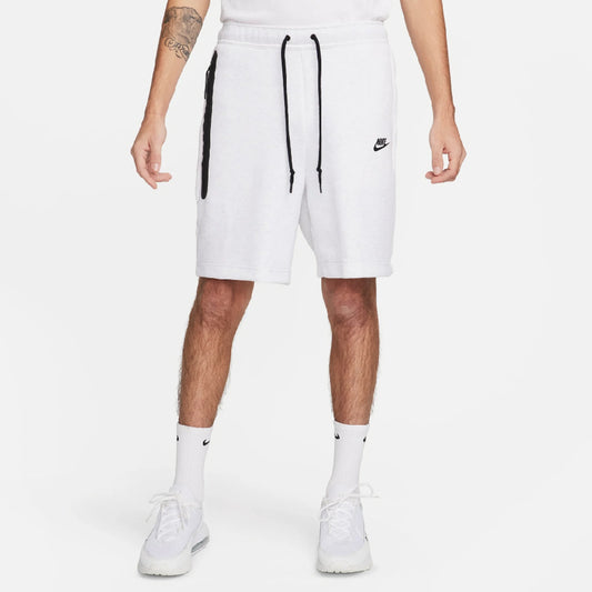 Short Nike Tech