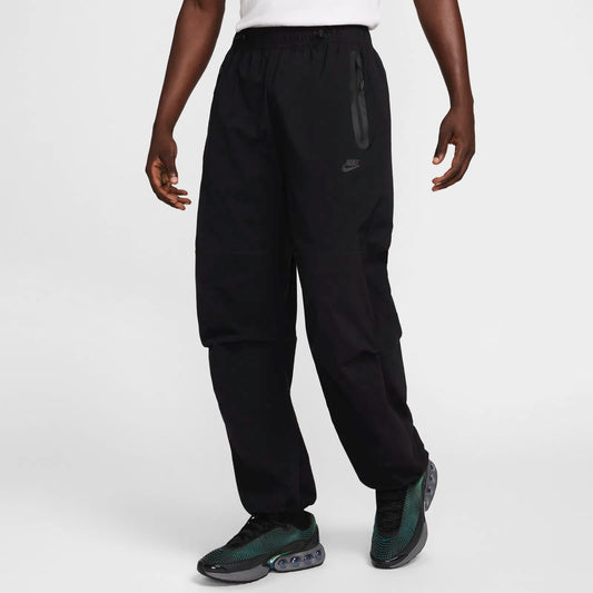 Nike Tech Pantalón Woven Black