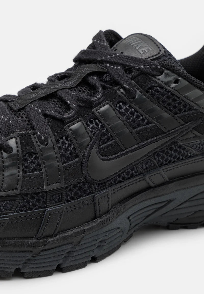 NIKE P6000 TRIPLE BLACK